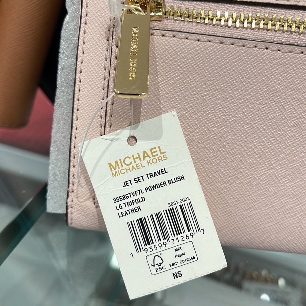MICHAEL KORS JET SET TRAVEL LARGE TRIFOLD WALLET POWDER BLUSH COLOR - Picture 6 of 16